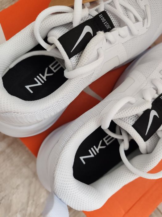 Buty sportowe 'nike'
