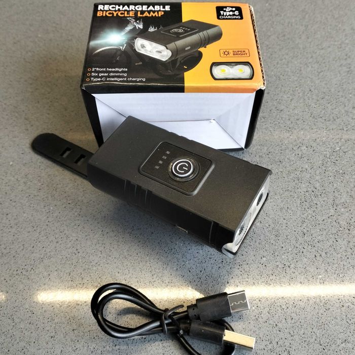 Lanterna Recarregável 1000LM 1200mAh