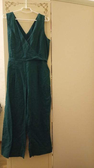 Продам элегантный комбинезон