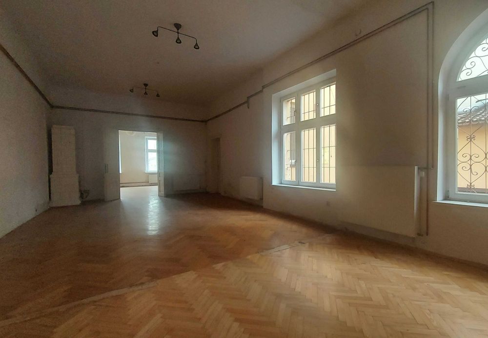 LOKAL 180 m2 - 4-5 pomieszczeń, zaplecze kuchenne i sanitarne CENTRUM
