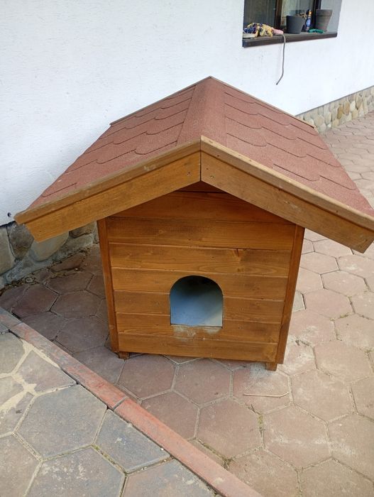 Buda dla psa ocieplana