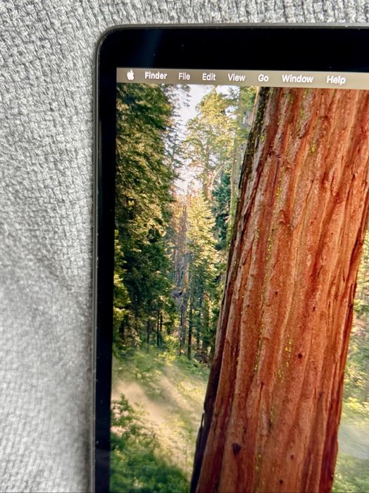 Macbook Air M1 (excelente)