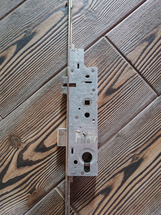 Замок рейка 92мм 35 мм