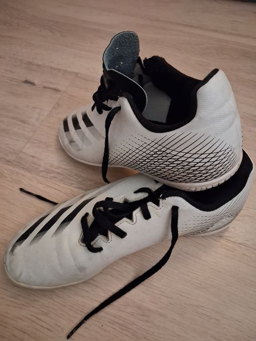 Halówki turfy Adidas 38