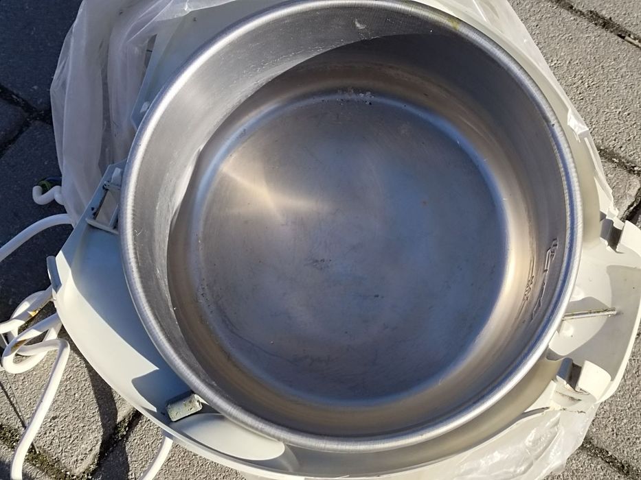 Фритюрница Bosch CTFB6