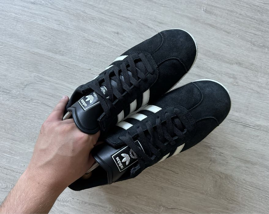 Чоловічі шкіряні кросівки adidas gazelle stan smith