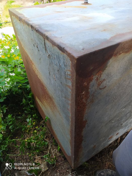 Depósito para combustível ou água