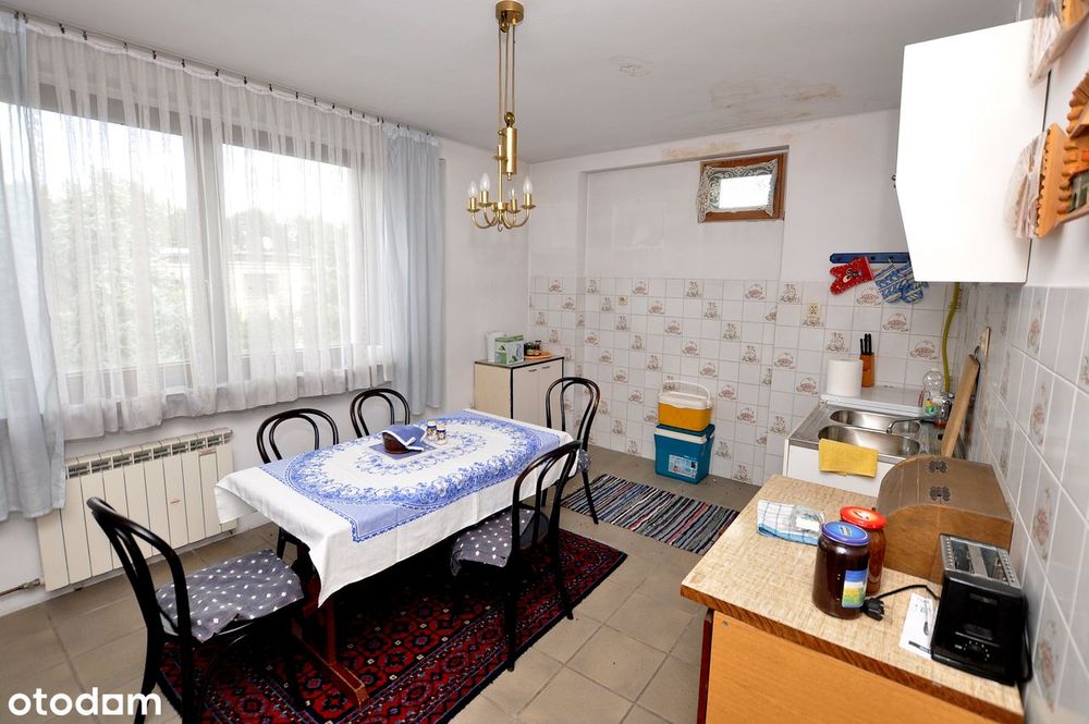 Atrakcyjny dom w Katowicach na Ptasim osiedlu - Brynów