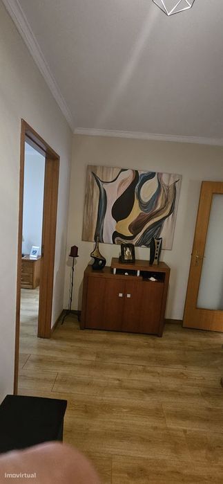 T2 com terraço, garagem e arrumos