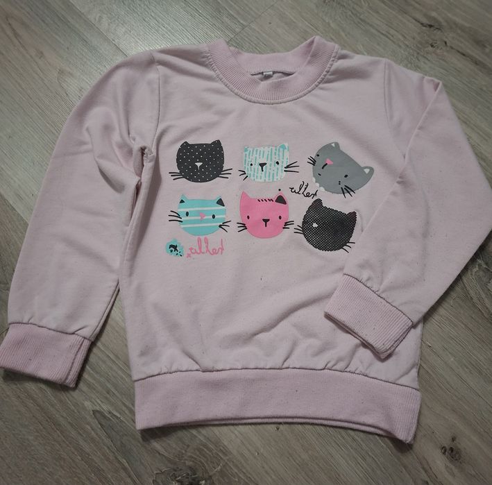Paka ubrań r. 98 bluzy/swetry