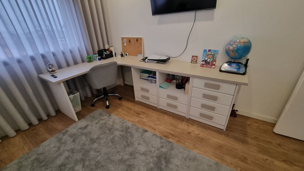 Quarto juvenil completo