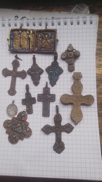 Латуние крестики