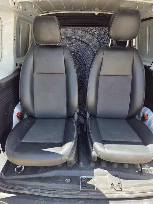 Bancos CLA 2020 Mercedes-Benz