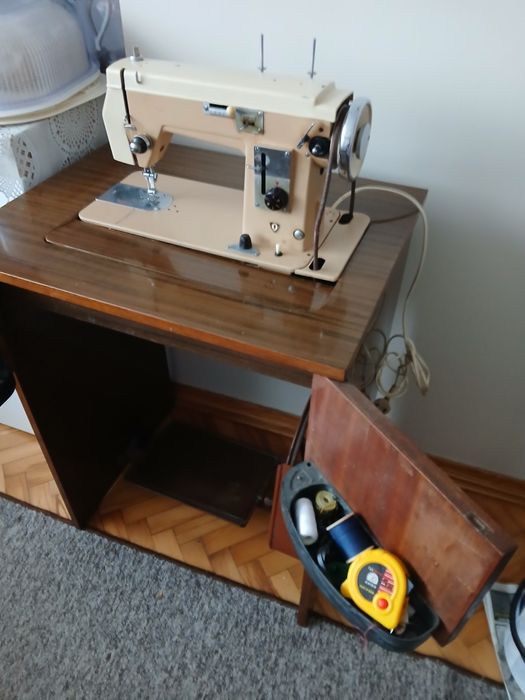 Maszyna do szycia.
