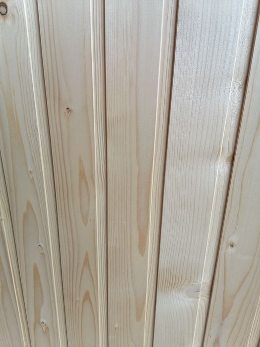 Дерев'яна вагонка та комплектуючі.