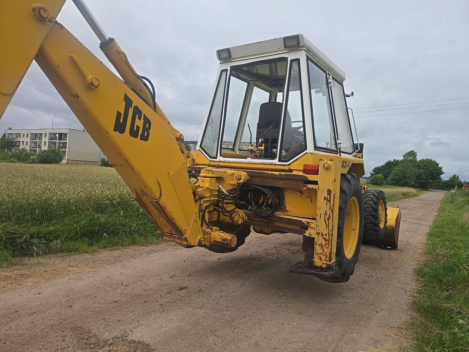 Koparkoładowarka JCB 4x4