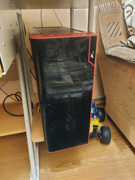 Продам компютер игровой