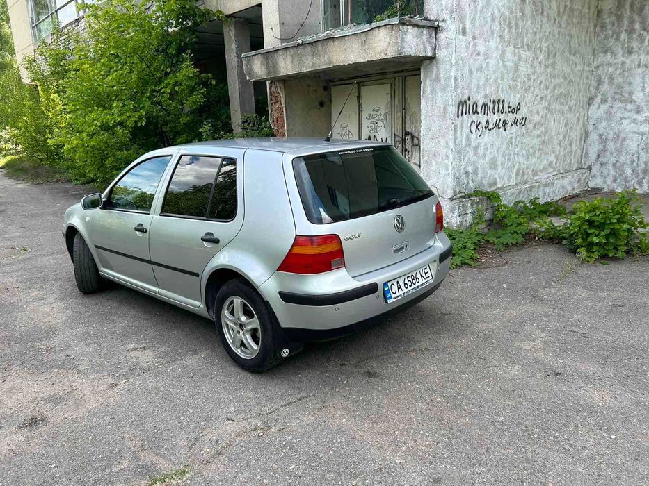 Продам авто Volkswagen golf 4