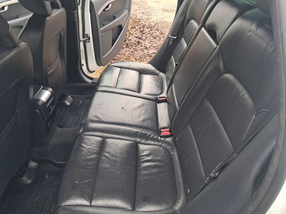 VOLVO V70 2012 VIN YV1BW84ABC1240658 фото оголошення 8 з 12