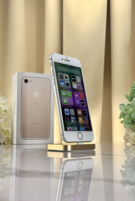 Стан Нового!  iPhone 7 Silver 100%АКБ Neverlock (Магазин Гарантія)