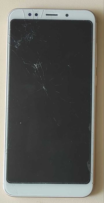 Смартфон Xiaomi Redmi 5 Plus 4/64GB