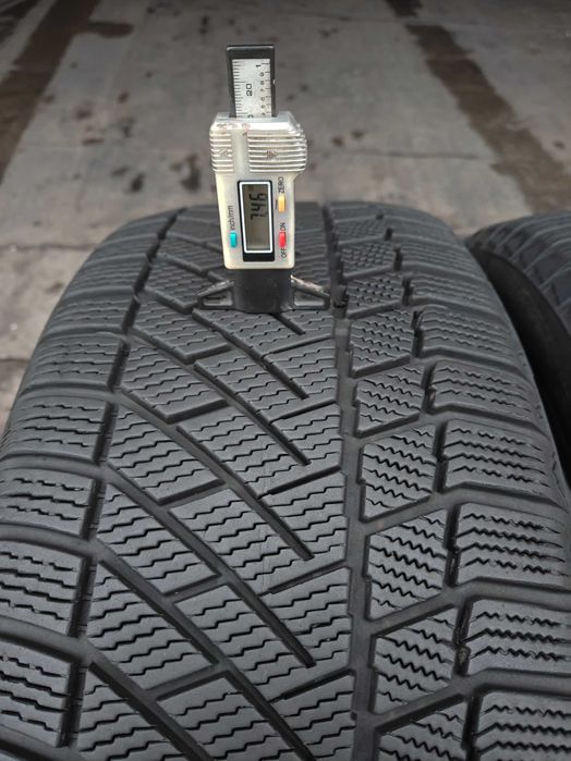 2шт R18 245 50 шини зимові Continental ContiViking Contact 6 Німеччина