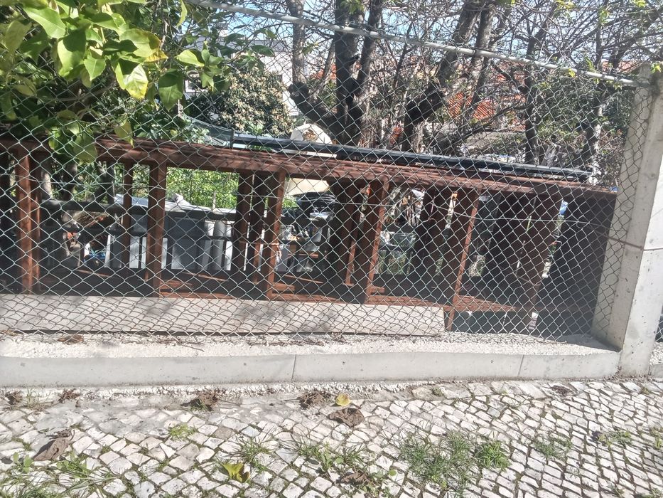 Vendo estrutura ferro  em tubo 0.60x0.30