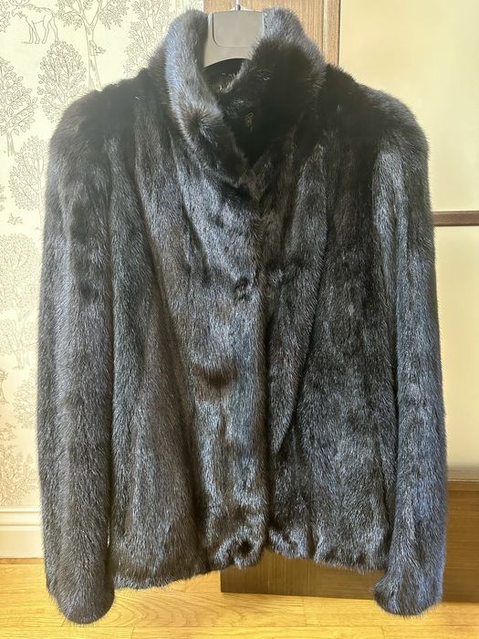 Продається норкова шуба