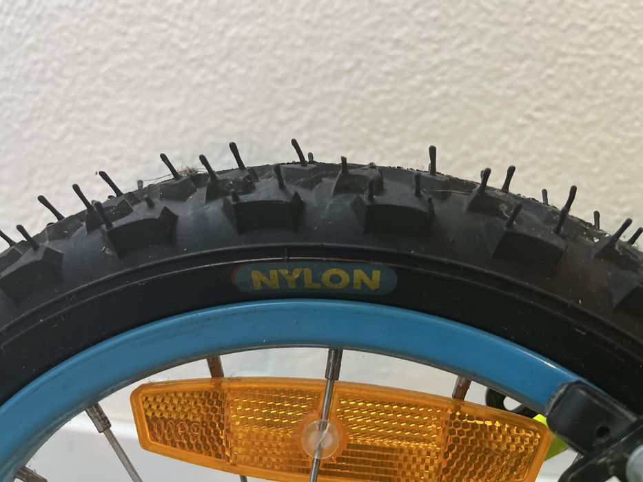 Bicicleta BERG QUASE NOVA + Rodas de Apoio
