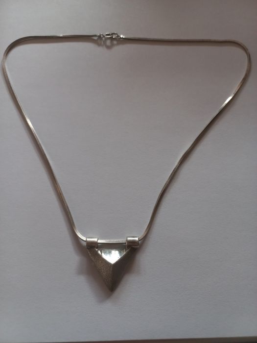 Srebrny łańcuszek z zawieszką- wyrób polski