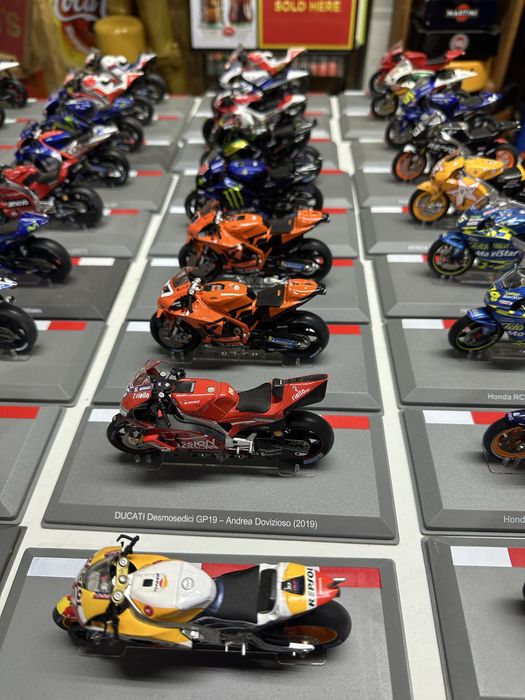 Motos escala 1.18