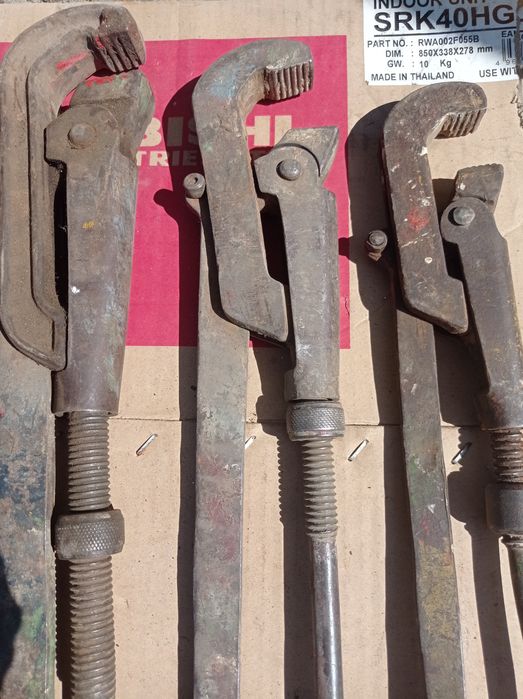 Ключ трубный газовый плашкодержатель