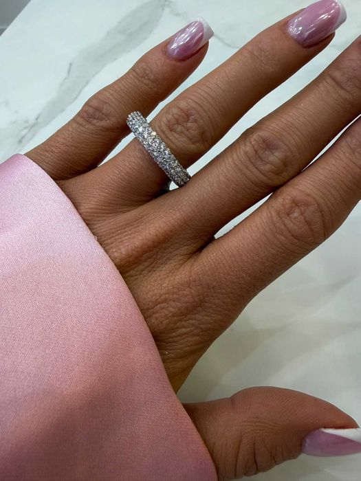 Obrączka Eternity z diamentami naturalnymi 2.37 CT