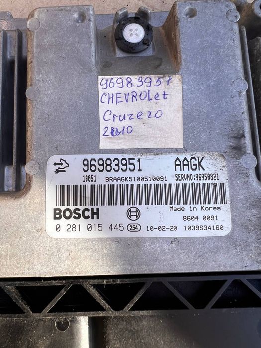 Блок керування двигуном Chevrolet Cruze 96983951