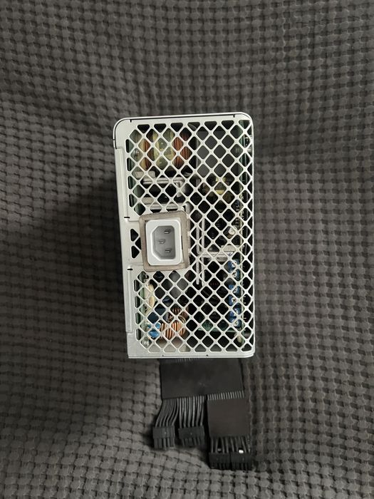 Zaslacz do apple mac pro