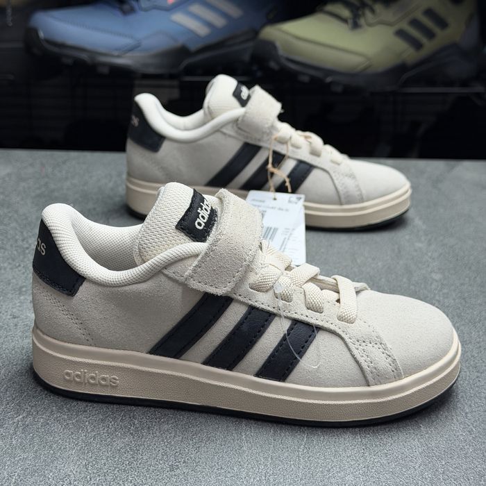 28/33р.ОРИГІНАЛ 100% Дитячі кросівки адідас Adidas Grand Court 00s JR5568