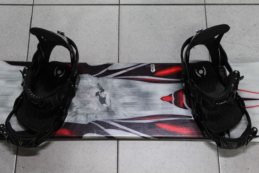 Deska Snowboard SALOMON FASTBACK 163 cm + Wiązania SALOMON