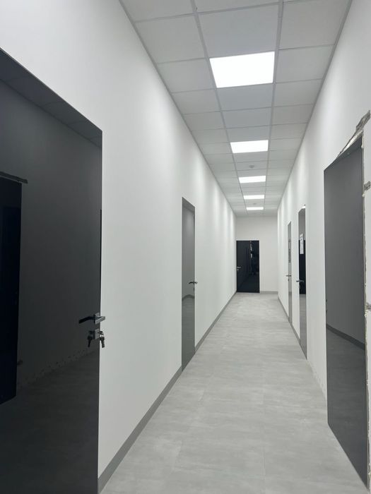 Оренда приміщень в бізнес-центрі “Рівненський» навпроти ЕПІЦЕНТРУ