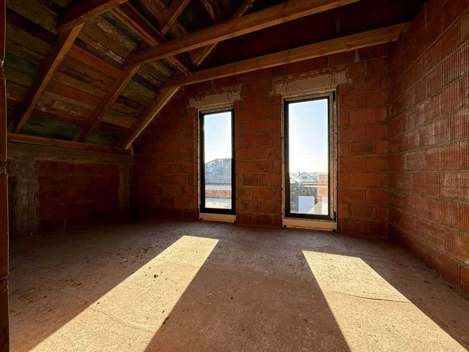 Nowy dom 195m w spokojnej okolicy garaż, dachówka Brass, pompa ciepła