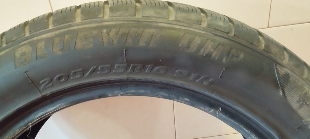 Pneus novos Khumo Bluewin