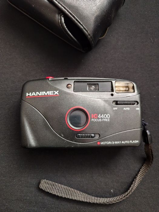 Analogowy aparat fotograficzny