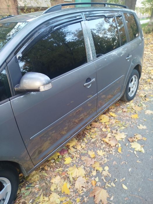 Вольцваген Туран 1.6 FSI, 2005р.
