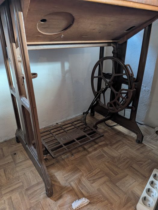 Mesa de Costura oliva