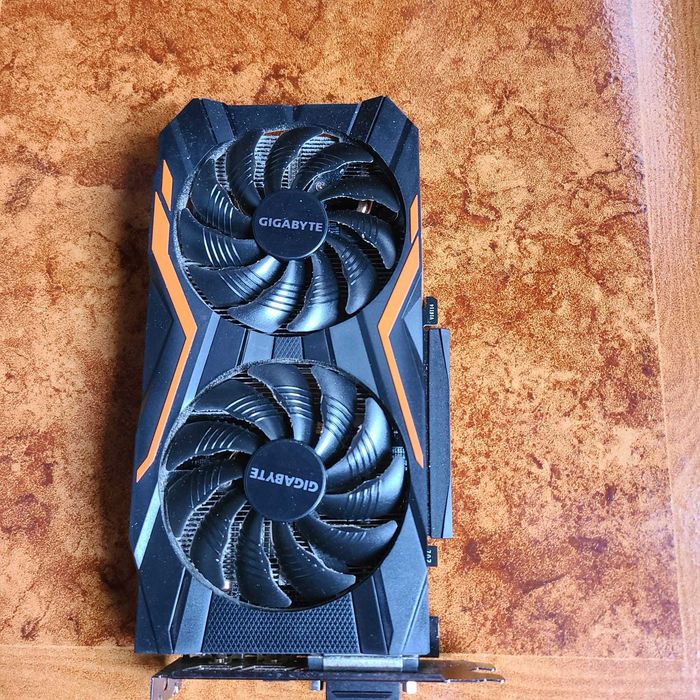 Gráfica 1050ti 4GB