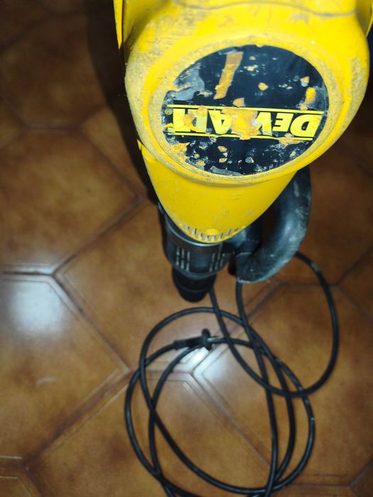 Martelo Demolidor DeWalt D25899