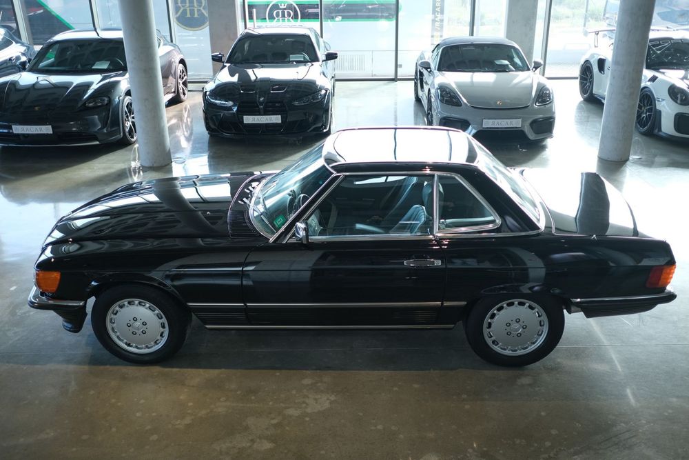 Mercedes-Benz R107 (1971-1989)