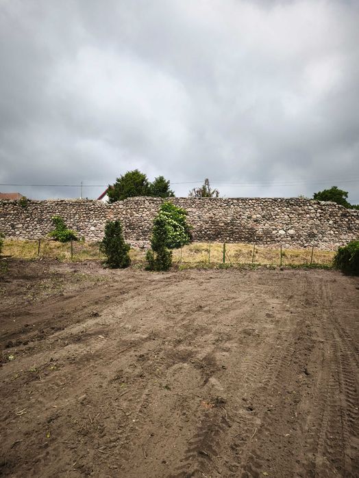 Działka budowlana nad jeziorem z warunkami zabudowy