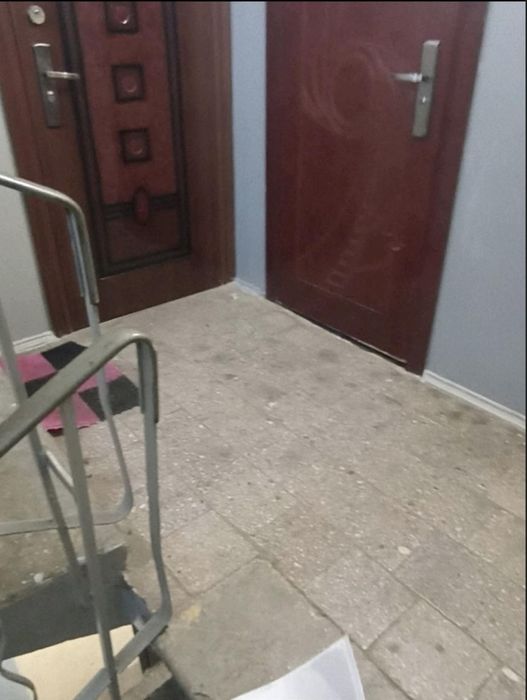 Продаж / Квартира / Курортна, Шкло