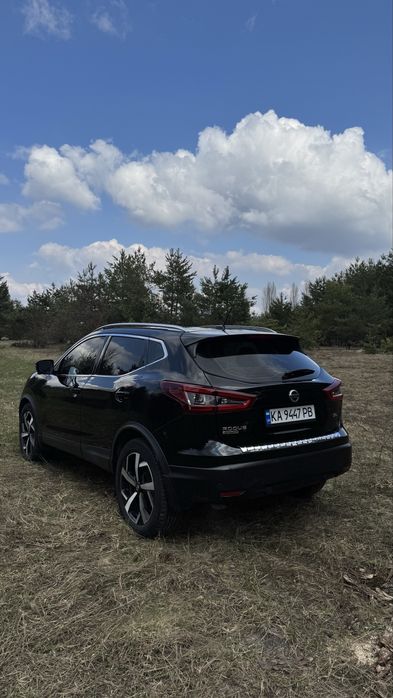 Продам Nissan Rogue Sport 2019