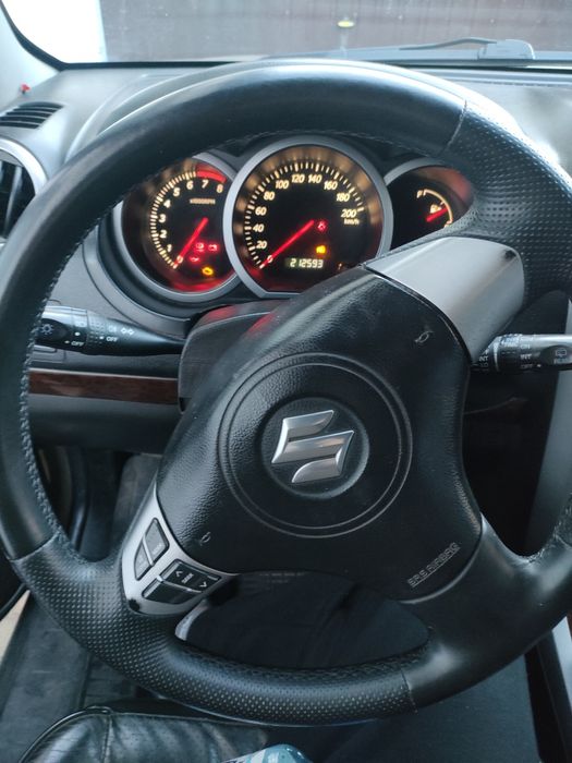 Suzuki Grand Vitara 2/ 2,0+ gaz